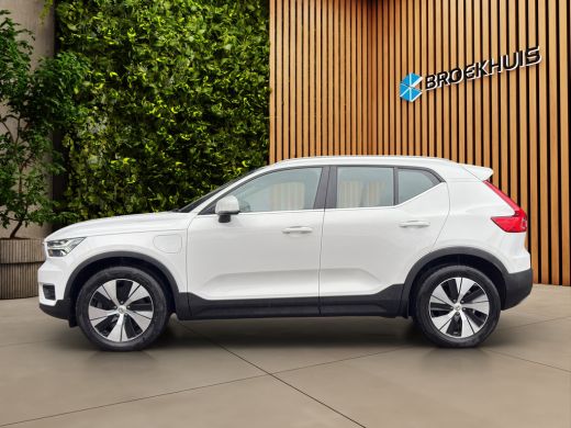 Volvo  XC40 1.5 T5 Recharge Inscription Expression | Trekhaak | Camera | Panoramadak | CarPlay ActivLease financial lease