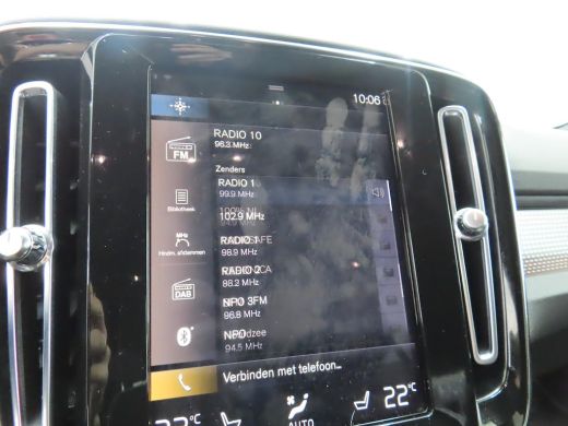 Volvo  XC40 1.5 T5 Recharge R-Design | Trekhaak | Pannoramadak | PDC V+A en Camera | Adaptive Cruiscontrol | ... ActivLease financial lease