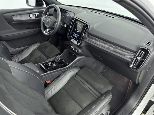 Volvo  XC40 1.5 T5 Recharge R-Design | Trekhaak | Pannoramadak | PDC V+A en Camera | Adaptive Cruiscontrol | ... ActivLease financial lease