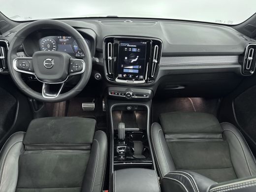 Volvo  XC40 1.5 T5 Recharge R-Design | Trekhaak | Pannoramadak | PDC V+A en Camera | Adaptive Cruiscontrol | ... ActivLease financial lease
