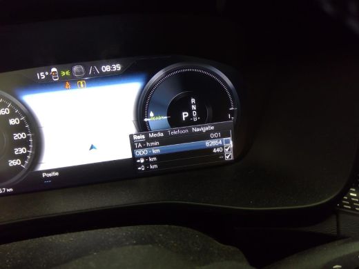 Volvo  XC40 1.5 T5 Recharge R-Design | Trekhaak | Pannoramadak | PDC V+A en Camera | Adaptive Cruiscontrol | ... ActivLease financial lease