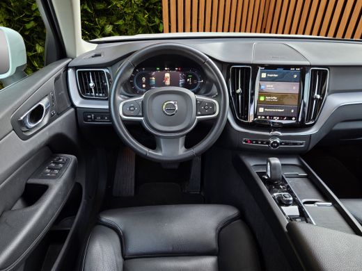 Volvo  XC60 2.0 T6 Plug-in hybrid AWD Inscription Expression | Trekhaak | 360 Cam | Pano | Memory | Harman/Ka... ActivLease financial lease