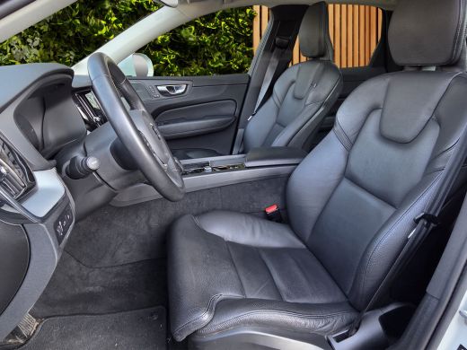 Volvo  XC60 2.0 T6 Plug-in hybrid AWD Inscription Expression | Trekhaak | 360 Cam | Pano | Memory | Harman/Ka... ActivLease financial lease