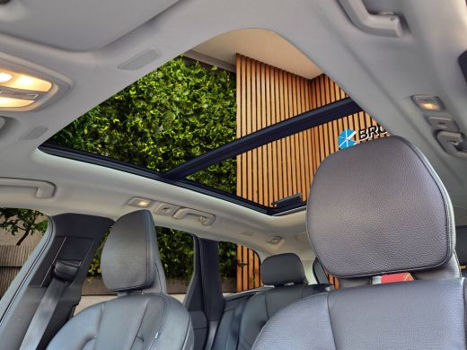 Volvo  XC60 2.0 T6 Plug-in hybrid AWD Inscription Expression | Trekhaak | 360 Cam | Pano | Memory | Harman/Ka... ActivLease financial lease