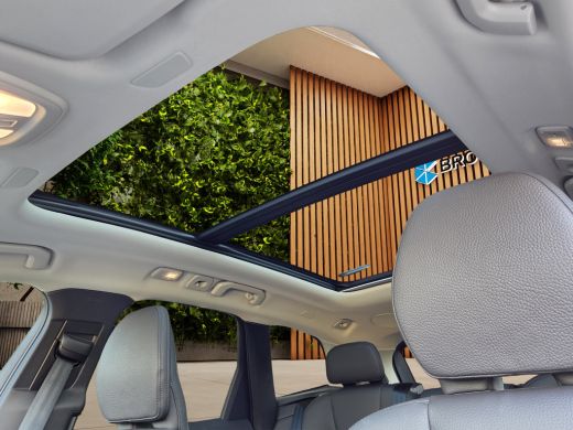 Volvo  XC60 2.0 T6 Plug-in hybrid AWD Plus Bright | Trekhaak | 360 Cam | Pano | Memory | Harman/Kardon ActivLease financial lease