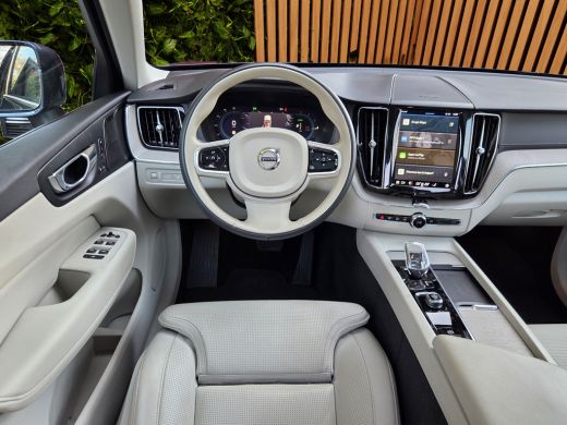 Volvo  XC60 2.0 T8 Plug-in hybrid AWD Inscription | Luchtvering | Massage/ventilatie | Head-up | Pano | 360 C... ActivLease financial lease