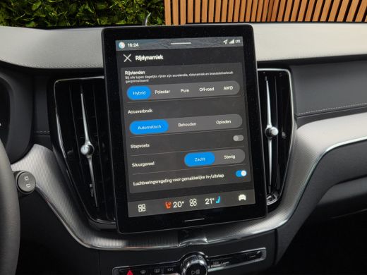 Volvo  XC60 2.0 T8 Plug-in hybrid AWD Ultra Black Edition | Full Option! | Bowers&Wilkins | Luchtvering | Mas... ActivLease financial lease