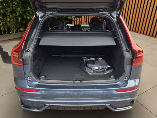 Volvo  XC60 2.0 T8 Plug-in hybrid AWD Ultra Black Edition | Full Option! | Bowers&Wilkins | Luchtvering | Mas... ActivLease financial lease