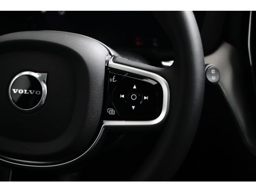 Volvo  XC60 Plus Black Edition Recharge Plug-In Hybrid AWD | 360cam | Harman Kardon | BLIS | NP. &euro;74.300,- ActivLease financial lease