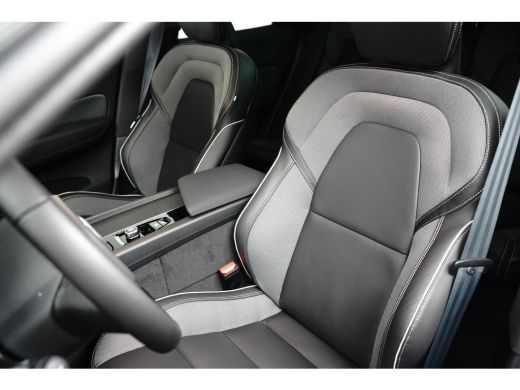 Volvo  XC60 Plus Black Edition Recharge Plug-In Hybrid AWD | 360cam | Harman Kardon | BLIS | NP. &euro;74.300,- ActivLease financial lease