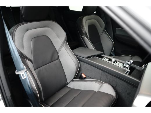 Volvo  XC60 Plus Black Edition Recharge Plug-In Hybrid AWD | 360cam | Harman Kardon | BLIS | NP. &euro;74.300,- ActivLease financial lease