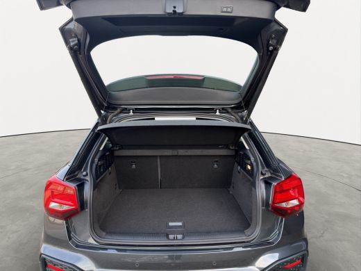 Audi Q2 30 TFSI Advanced edition | Cruise control | Achteruitrijcamera | Keyless entry | Sensor voor | ActivLease financial lease