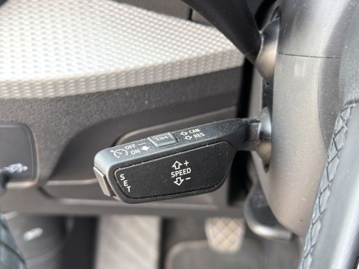 Audi Q2 30 TFSI Advanced edition | Cruise control | Achteruitrijcamera | Keyless entry | Sensor voor | ActivLease financial lease