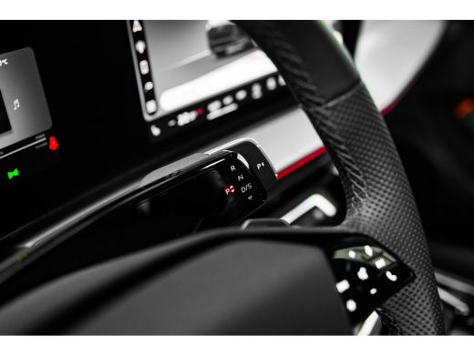 Audi Q3 S edition | Adaptive cruise control | Audi sound system | Cruise control ActivLease financial lease