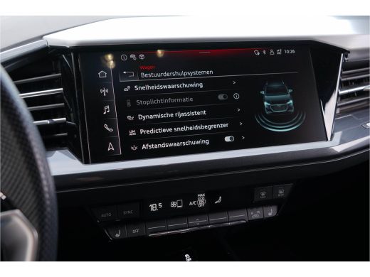 Audi Q4 e-tron 40 / 2x S-line/ Standkachel/ Head-Up Display/ Panoramadak/ 150kW (204PK) ActivLease financial lease