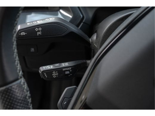 Audi Q4 e-tron 40 / 2x S-line/ Standkachel/ Head-Up Display/ Panoramadak/ 150kW (204PK) ActivLease financial lease