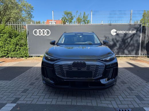 Audi Q6 e-tron performance 225 kW | Luchtvering | Trekhaak | Bang&Olufsen | Leder | Head-up display | Panoramadak| ActivLease financial lease