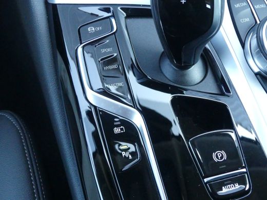 BMW 5 Serie Touring 530e Business Edition Plus | ELEKTRISCHE ACHTERKLEP | STOELVERWARMING | LEDER | COMFORSTO... ActivLease financial lease