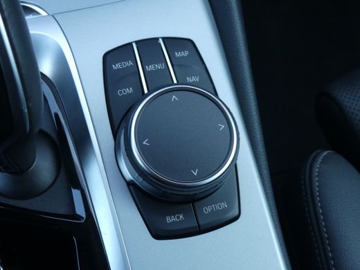 BMW 5 Serie Touring 530e Business Edition Plus | ELEKTRISCHE ACHTERKLEP | STOELVERWARMING | LEDER | COMFORSTO... ActivLease financial lease