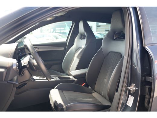 CUPRA Formentor 1.4 e-Hybrid 245pk VZ Performance | 19" | Adaptive Cruise | Stuur & Stoelverwarming | Keyless ActivLease financial lease