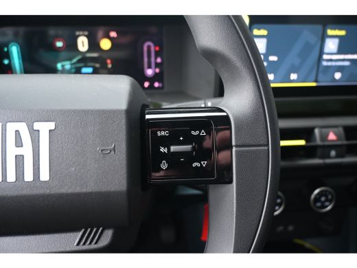 Fiat Grande Panda 1.2 Hybrid ICON 110pk Automaat DEMO-DEAL! 8 Jaar Garantie! | Navigatie by App | Cruise Control | ... ActivLease financial lease