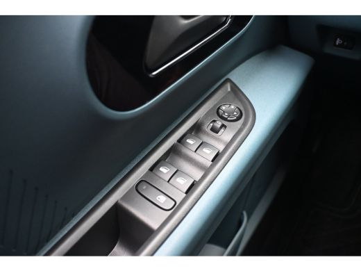 Fiat Grande Panda 1.2 Hybrid ICON 110pk Automaat DEMO-DEAL! 8 Jaar Garantie! | Navigatie by App | Cruise Control | ... ActivLease financial lease