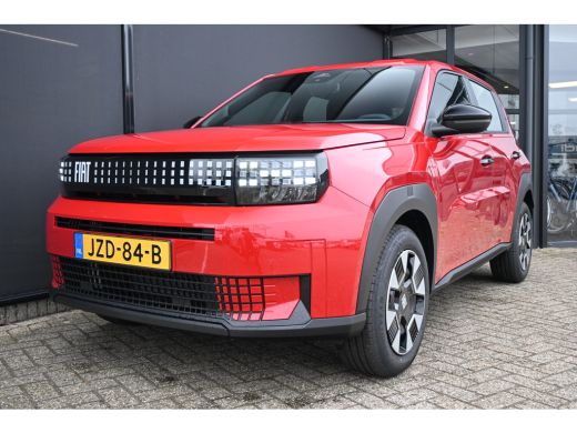 Fiat Grande Panda 1.2 Hybrid ICON 110pk Automaat DEMO-DEAL! 8 Jaar Garantie! | Navigatie by App | Cruise Control | ... ActivLease financial lease