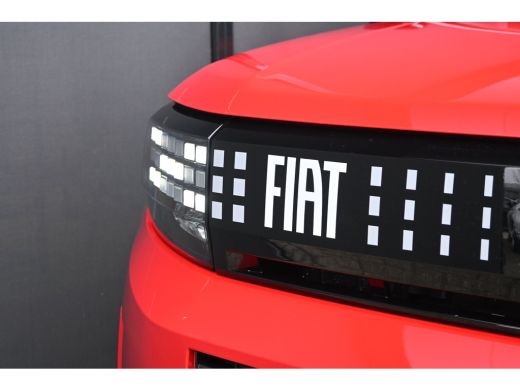 Fiat Grande Panda 1.2 Hybrid ICON 110pk Automaat DEMO-DEAL! 8 Jaar Garantie! | Navigatie by App | Cruise Control | ... ActivLease financial lease