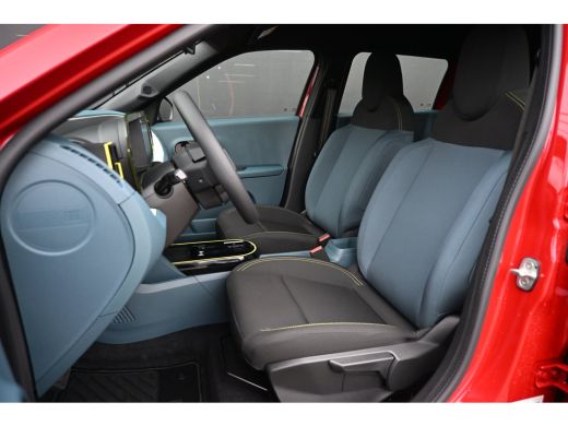 Fiat Grande Panda 1.2 Hybrid ICON 110pk Automaat DEMO-DEAL! 8 Jaar Garantie! | Navigatie by App | Cruise Control | ... ActivLease financial lease