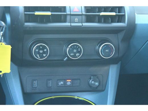 Fiat Grande Panda 1.2 Hybrid ICON | Voorraad-Actie!! | Draadloos Apple Carplay & Android Auto | Airco | Cruise Cont... ActivLease financial lease