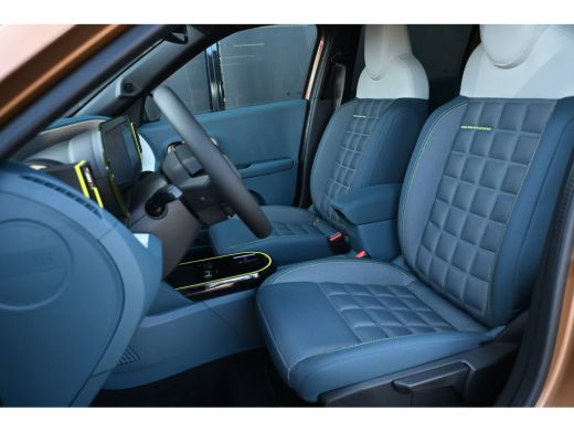 Fiat Grande Panda La Prima VOORRAAD-ACTIE! | 8 Jaar garantie | Achteruitrijcamera | Navigatie | Apple Carplay & And... ActivLease financial lease