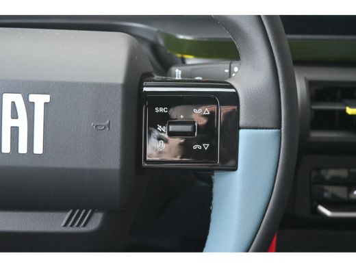 Fiat Grande Panda La Prima VOORRAAD-ACTIE! | 8 Jaar Fabrieksgarantie | Stoel/Stuur verwarming | Carplay | Draadloos... ActivLease financial lease