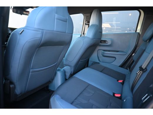 Fiat Grande Panda RED 11kW 44 kWh VOORRAAD ACTIE! | Parkeersensoren | Carplay | Airco | 3-fase | ActivLease financial lease