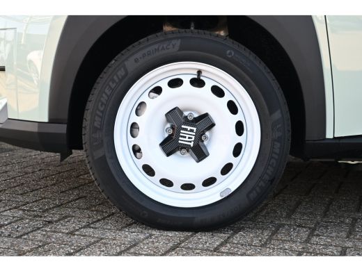 Fiat Grande Panda RED 11kW 44 kWh VOORRAAD ACTIE! | Parkeersensoren | Carplay | Airco | 3-fase | ActivLease financial lease