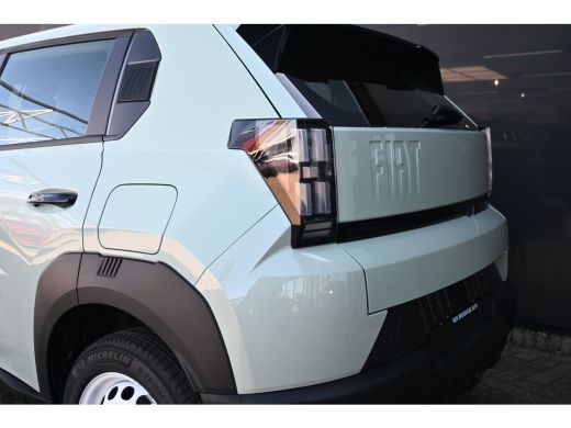 Fiat Grande Panda RED 11kW 44 kWh VOORRAAD ACTIE! | Parkeersensoren | Carplay | Airco | 3-fase | ActivLease financial lease