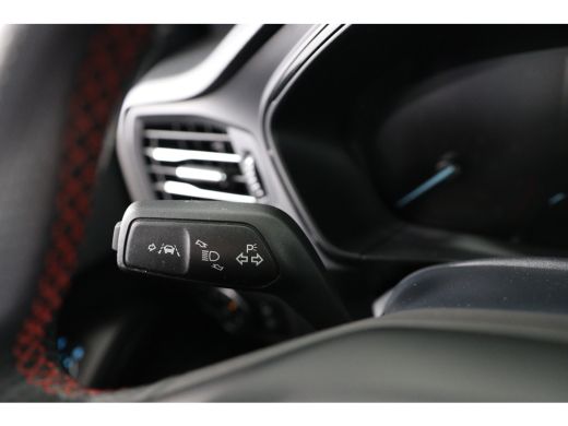 Ford Focus 1.0 EcoBoost ST Line Business | Winter Pack | Trekhaak | Navi | LED | Clima | Cruise | Camera | p... ActivLease financial lease