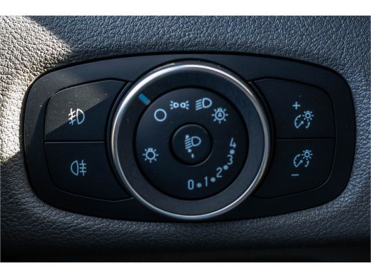 Ford Transit Custom 2.0 TDCI L2H1 | 170PK | Trail | DC 5-Persoons | Camera | Carplay | Lederen interieur ActivLease financial lease