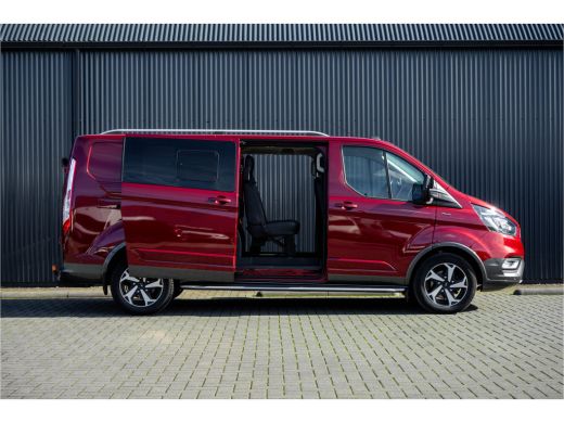 Ford Transit Custom 2.0 TDCI L2H1 | 170PK | Trail | DC 5-Persoons | Camera | Carplay | Lederen interieur ActivLease financial lease