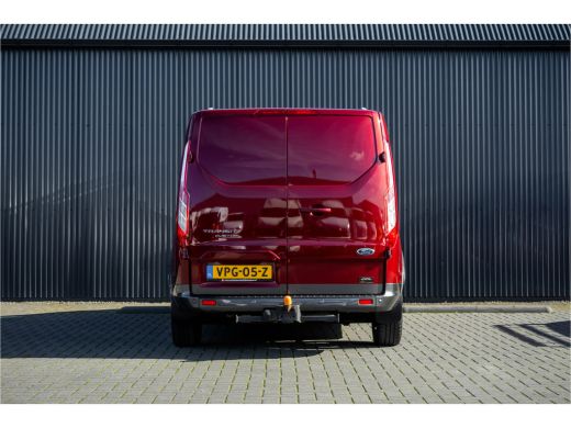 Ford Transit Custom 2.0 TDCI L2H1 | 170PK | Trail | DC 5-Persoons | Camera | Carplay | Lederen interieur ActivLease financial lease