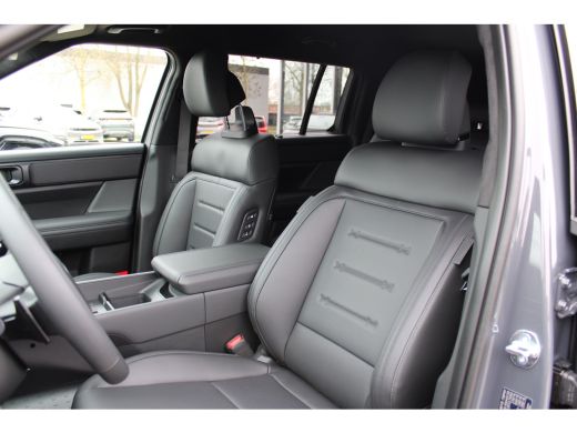 Hyundai Santa Fe 1.6 T-GDI PHEV Black Line 4WD 7p. | Achterruitverwarming | Achteruitrijcamera | Adaptief demping ... ActivLease financial lease