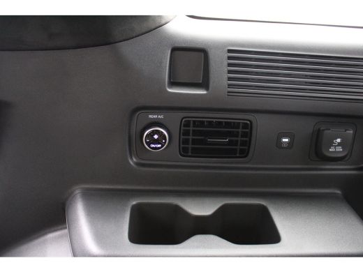 Hyundai Santa Fe 1.6 T-GDI PHEV Black Line 4WD 7p. | Achterruitverwarming | Achteruitrijcamera | Adaptief demping ... ActivLease financial lease