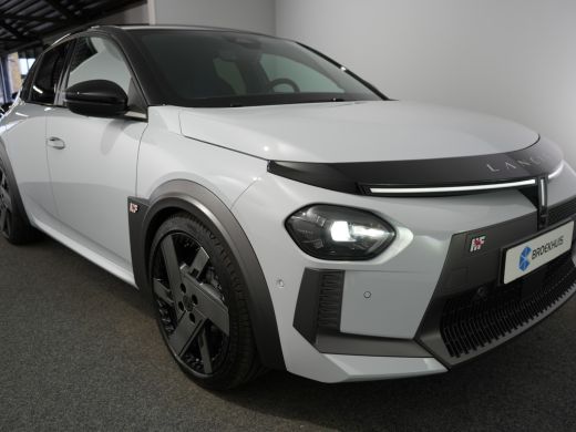 Lancia Ypsilon HF Automaat ActivLease financial lease