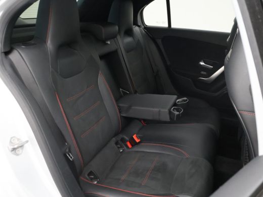 Mercedes-Benz A-Klasse 250e AMG SPORT + PANORAMA | MEMORY | TREKHAAK | SFEERVERLICHTING | CAMERA | STOELVERWARMING ActivLease financial lease