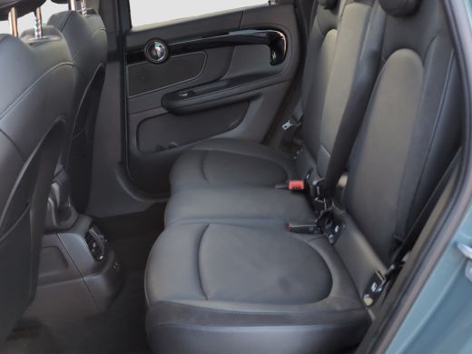 Mini Countryman 1.5 Cooper Chili | Pano | Trekhaak | Org. NL | H&K Audio | Camera | Head-Up | | Achteruitrijcamer... ActivLease financial lease