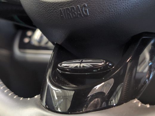 Mini Countryman 1.5 Cooper Chili | Pano | Trekhaak | Org. NL | H&K Audio | Camera | Head-Up | | Achteruitrijcamer... ActivLease financial lease