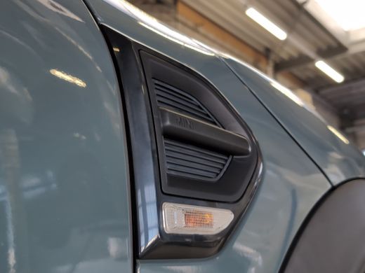 Mini Countryman 1.5 Cooper Chili | Pano | Trekhaak | Org. NL | H&K Audio | Camera | Head-Up | | Achteruitrijcamer... ActivLease financial lease