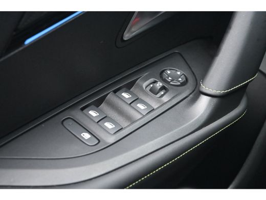 Peugeot 2008 1.2 Hybrid 145 GT | Adaptive Cruise | 360 Camera | Keyless-Entry | Navigatie | Full-LED | Dodehoe... ActivLease financial lease