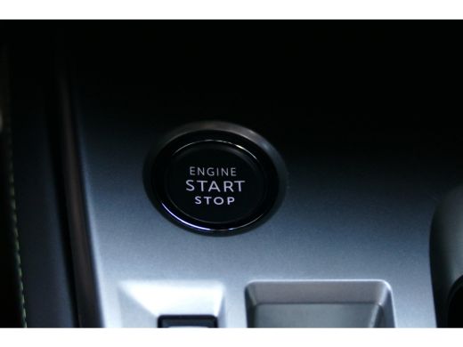 Peugeot 308 1.2 PURETECH 130PK 5-DRS GT AUTOMAAT / NAVI / ALCANTARA / CLIMA / PDC / 18"LMV / CAMERA / KEYLESS... ActivLease financial lease