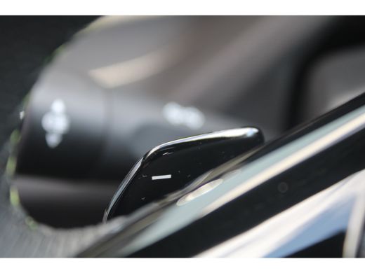 Peugeot 408 1.2 Hybrid 136 e-DCS6 GT | Achterbank in delen neerklapbaar | Achteruitrijcamera | Alarm klasse 1... ActivLease financial lease
