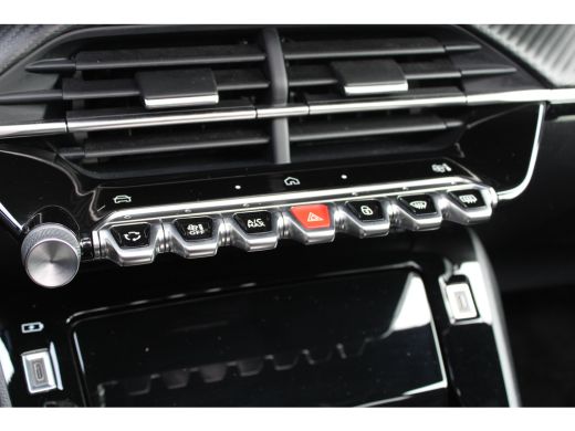 Peugeot e-2008 EV GT 54 kWh | Navigatie | Panorama/schuifdak | Fase 3 laden | Camera voor + achter | 18 Inch LMV | ActivLease financial lease